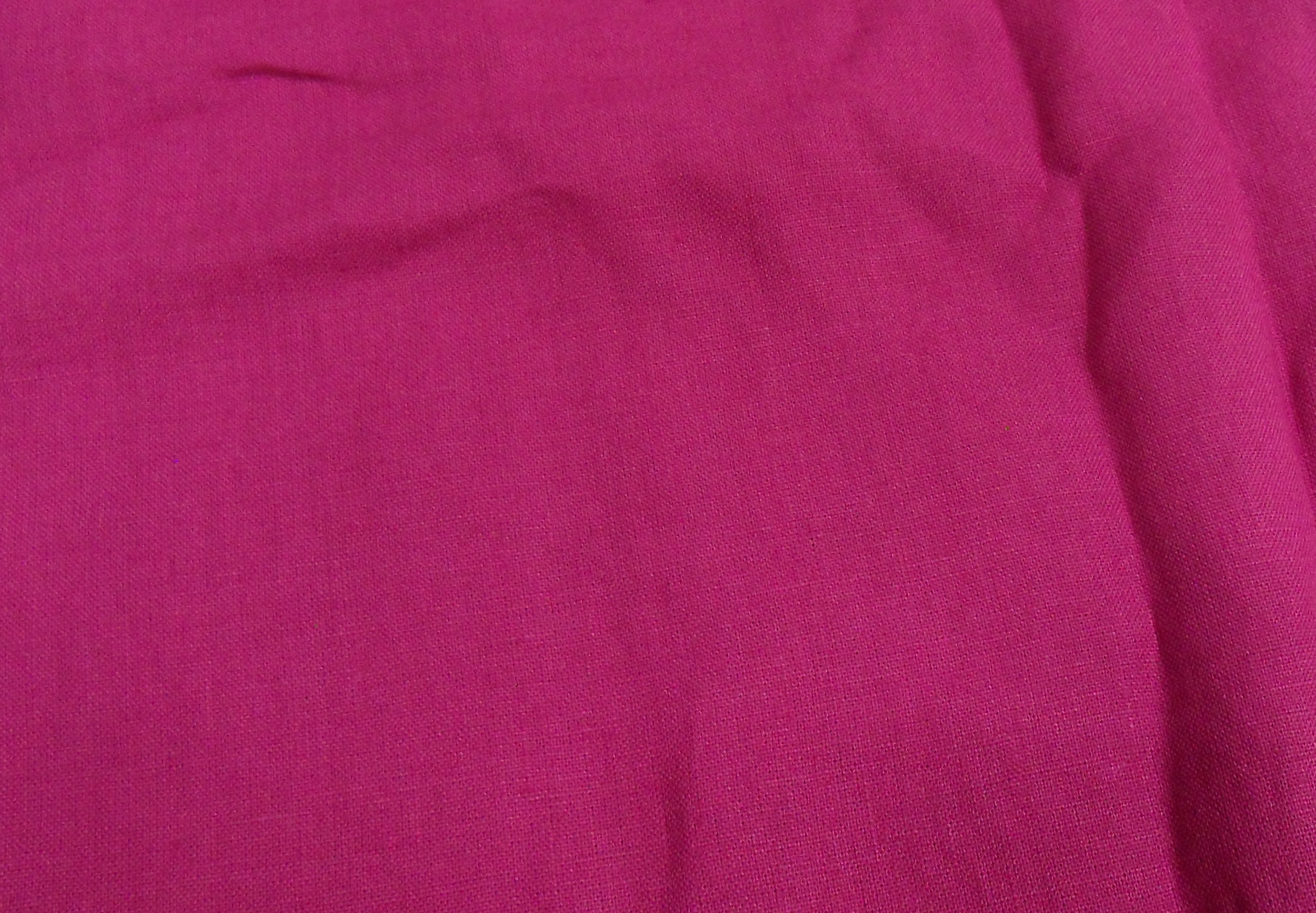 Linane kangas L245 Fuchsia, pehmendatud